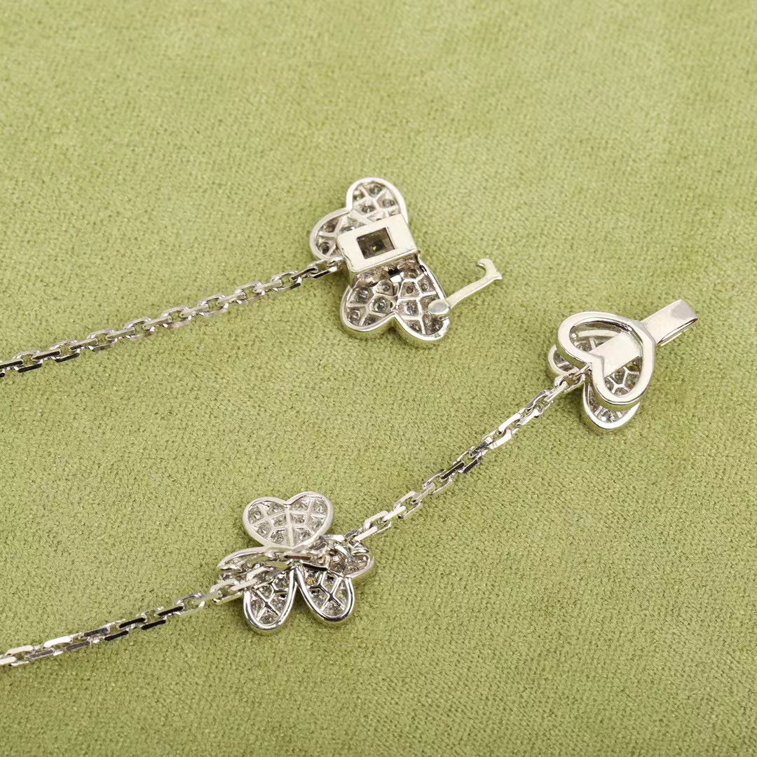 [Pearl Jewelrys]FRIVOLE SILVER 9 FLOWERS NECKLACE
