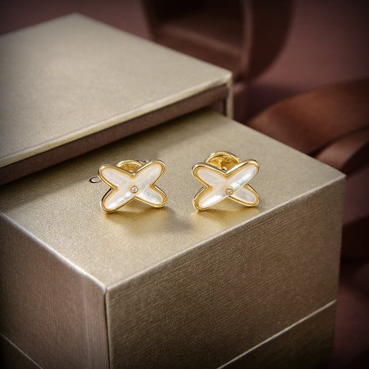 [Pearl Jewelrys]JEUX DE WHITE MOP GOLD DIAMOND EARRINGS