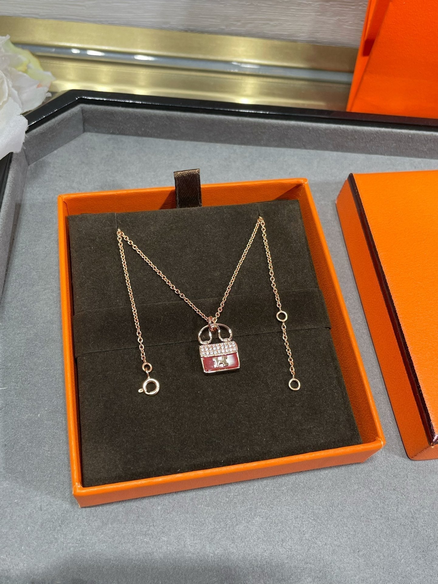 [Pearl Jewelrys]H CIRCE MOISSANITE PENDANT NECKLACE GOLD