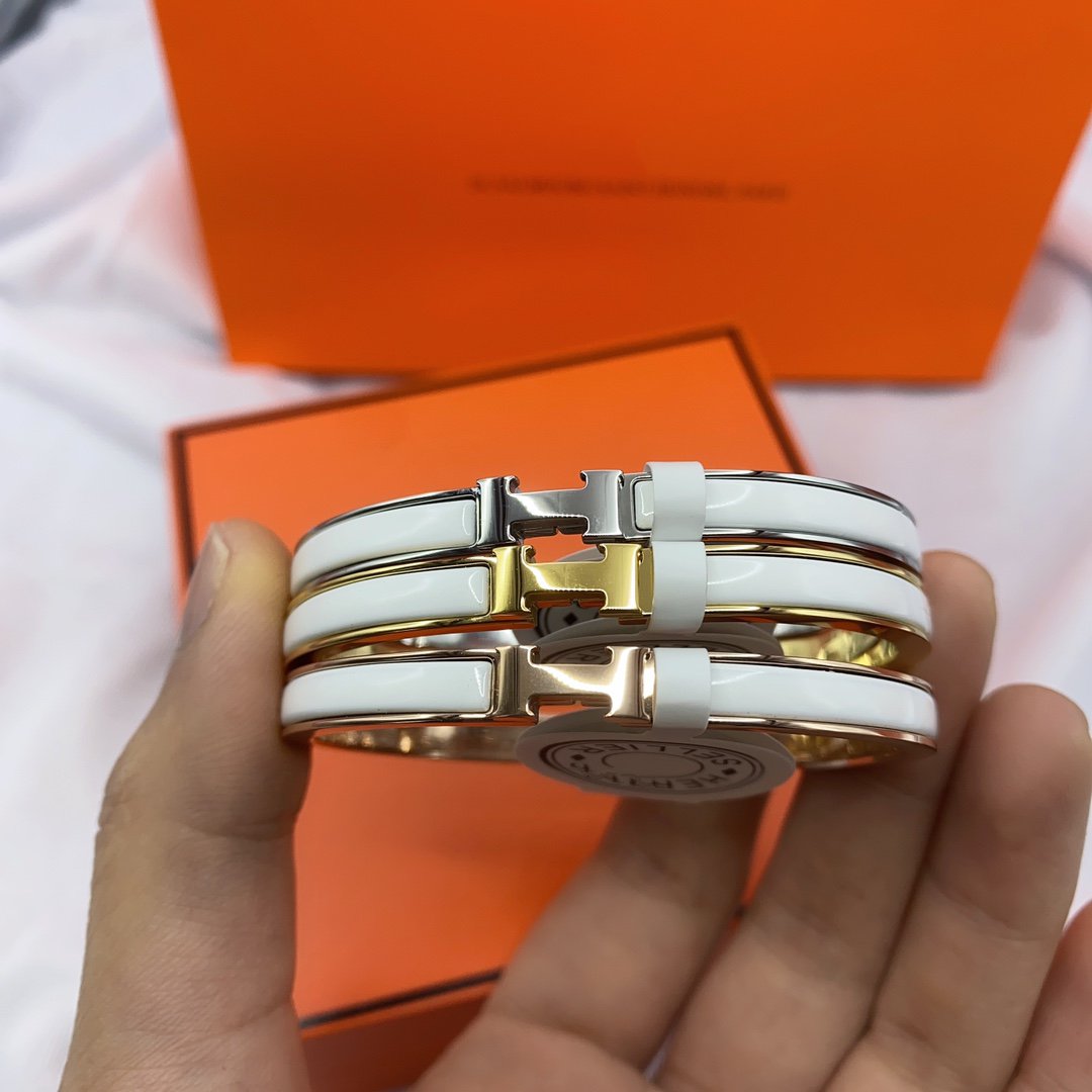 [Pearl Jewelrys]CLASSIC HM CLIC WHITE 8MM ENAMEL BRACELET