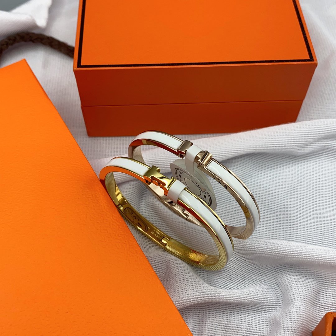 [Pearl Jewelrys]CLASSIC HM CLIC WHITE 8MM ENAMEL BRACELET