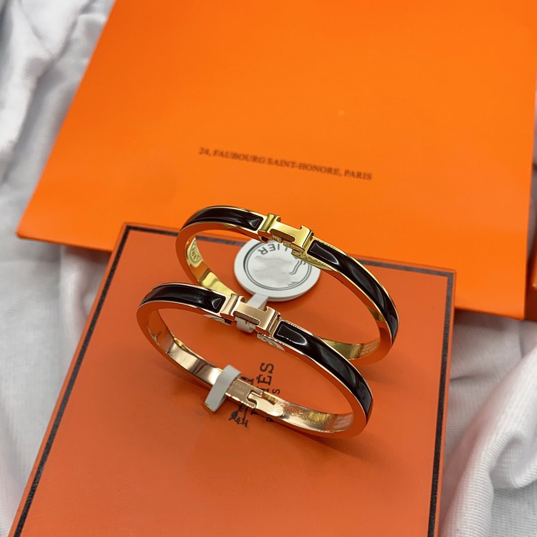 [Pearl Jewelrys]CLASSIC HM CLIC BLACK 8MM ENAMEL BRACELET