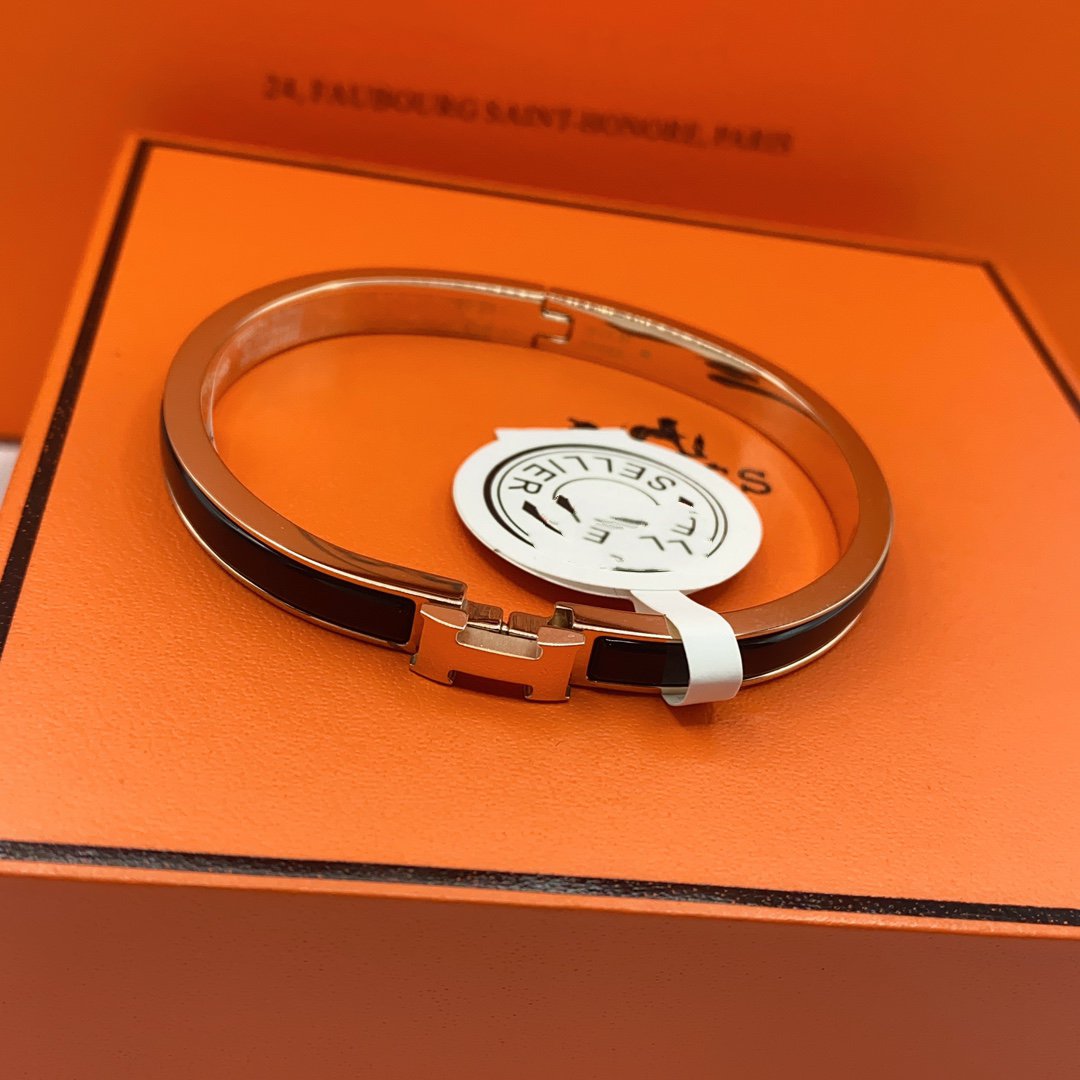 [Pearl Jewelrys]CLASSIC HM CLIC BLACK 8MM ENAMEL BRACELET