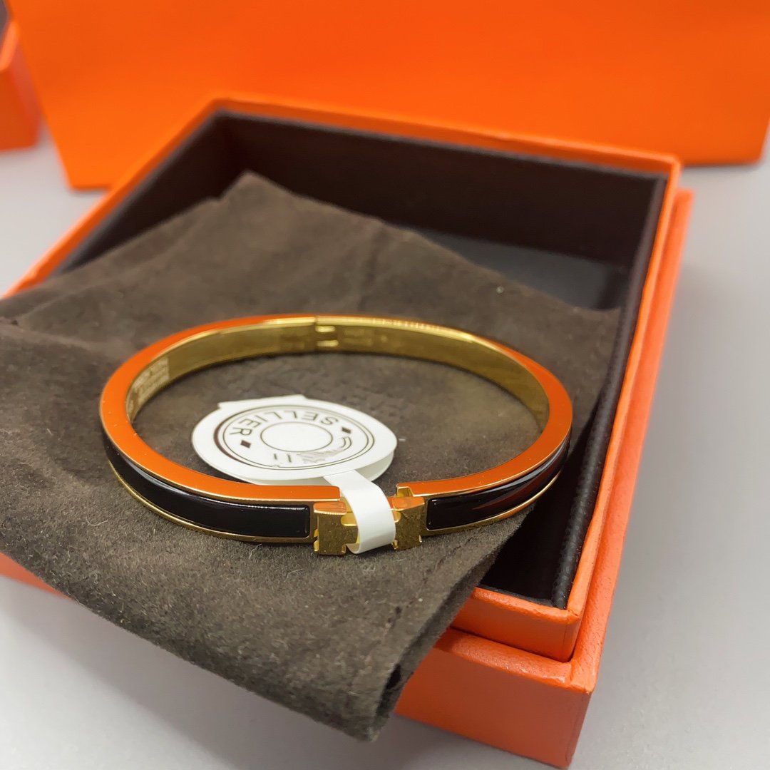 [Pearl Jewelrys]CLASSIC HM CLIC BLACK 8MM ENAMEL BRACELET