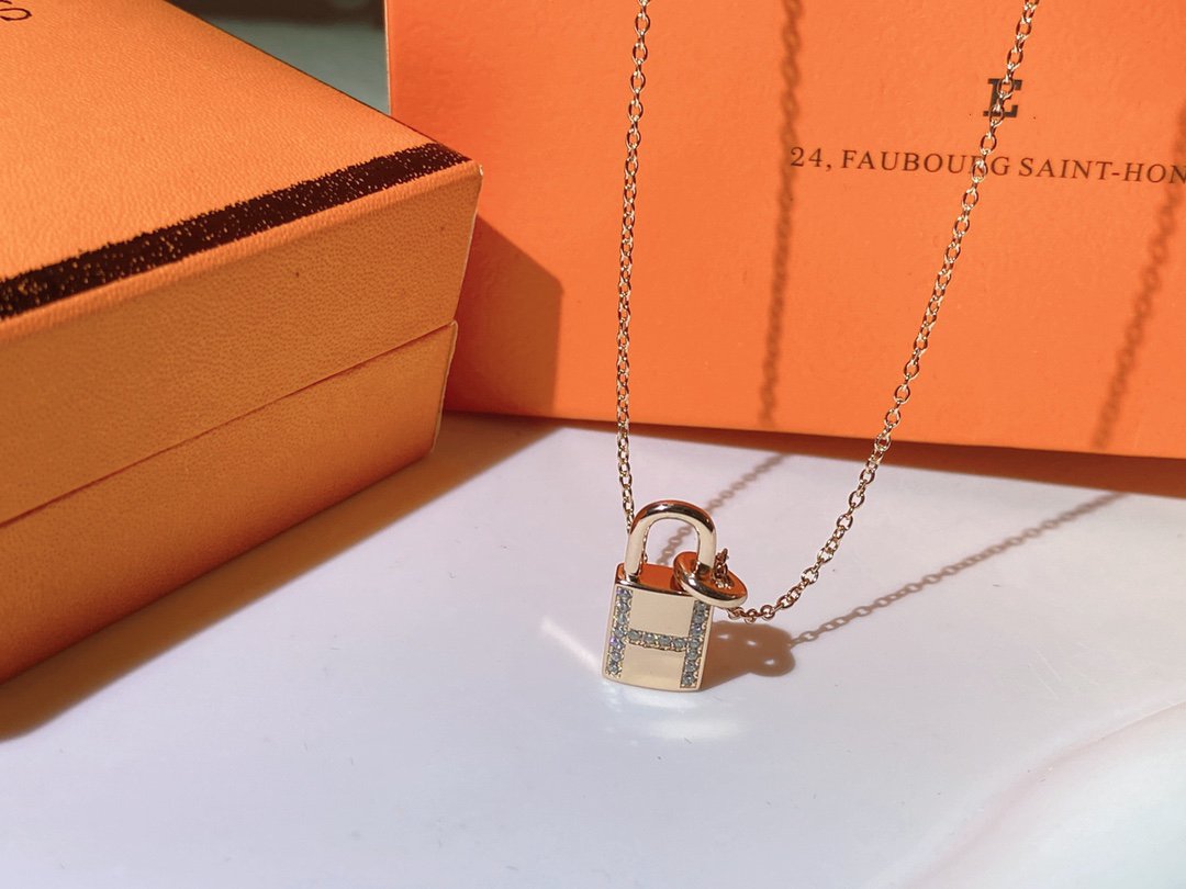 [Pearl Jewelrys]HM ADVANCED NICHE LOCK HEAD NECKLACE DIAMONDS