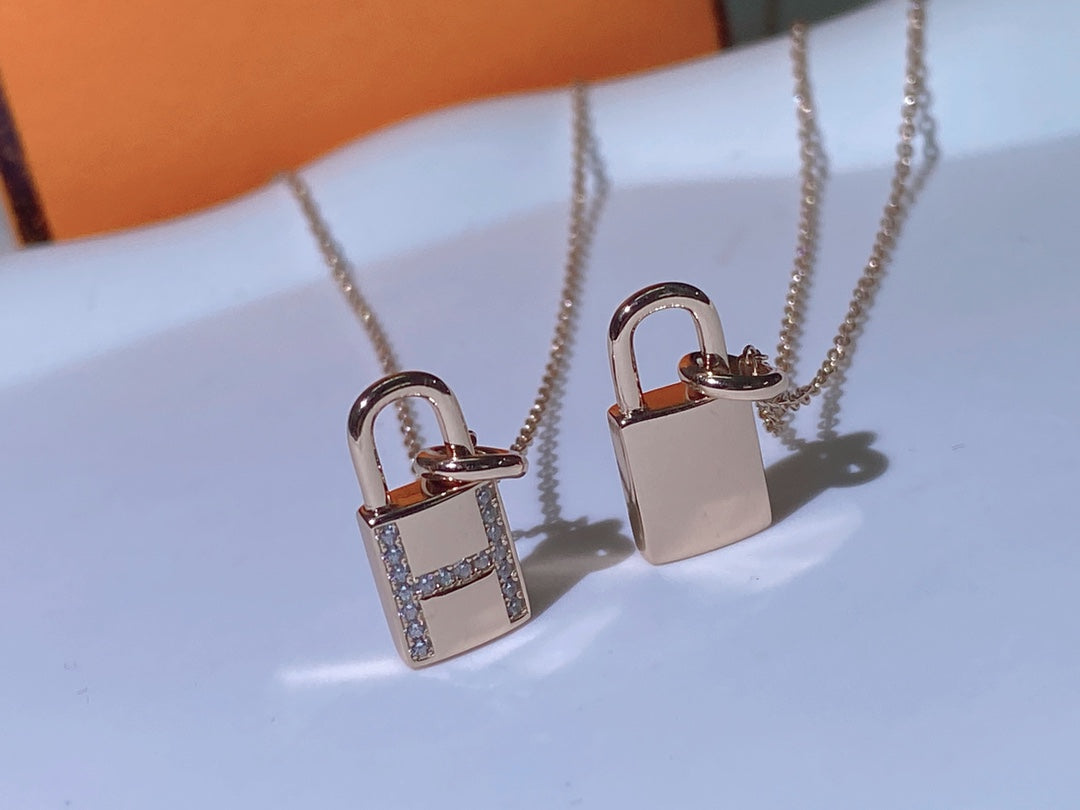 [Pearl Jewelrys]HM ADVANCED NICHE LOCK HEAD NECKLACE DIAMONDS