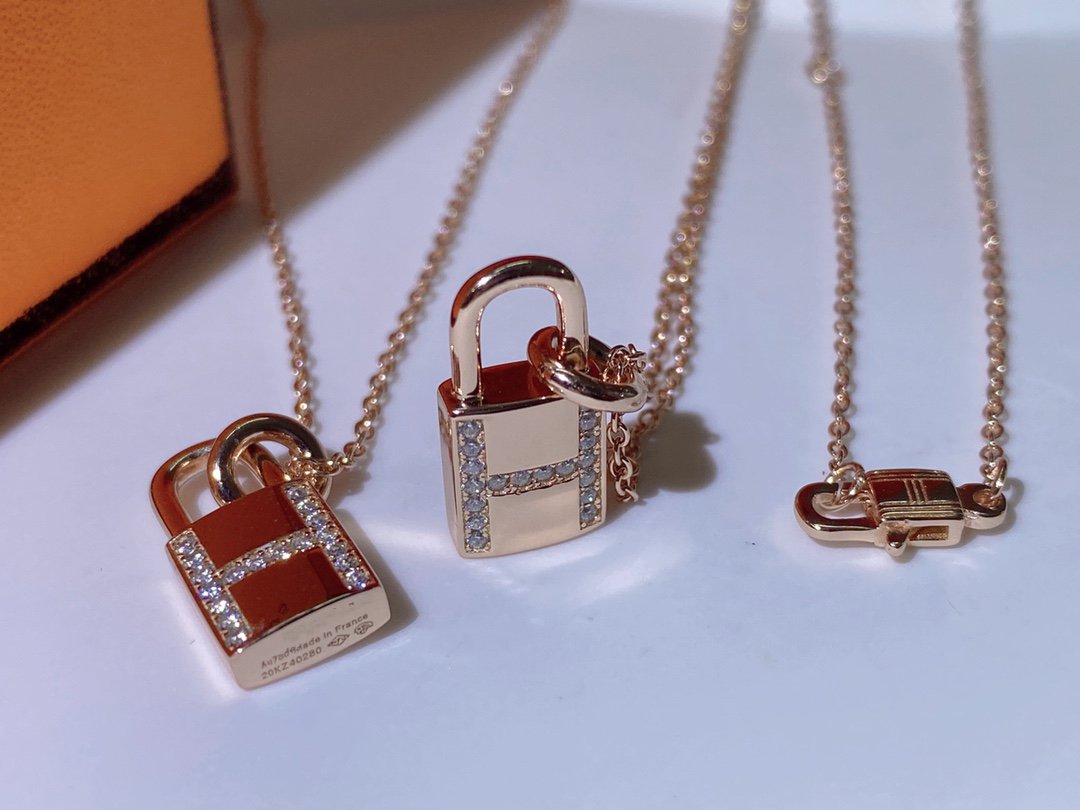 [Pearl Jewelrys]HM ADVANCED NICHE LOCK HEAD NECKLACE DIAMONDS