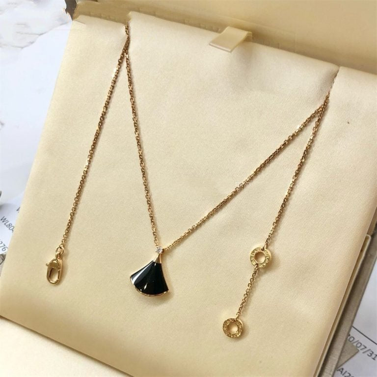 [Pearl Jewelrys]DREAM NECKLACE ONYX 1 DIAMOND