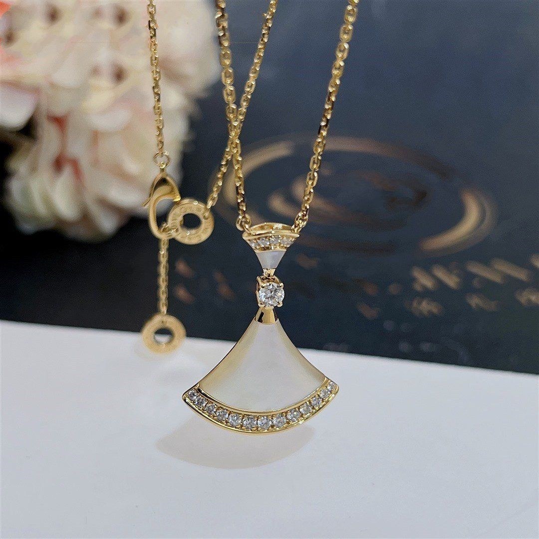 [Pearl Jewelrys]DREAM NECKLACE MOP GOLD DIAMOND