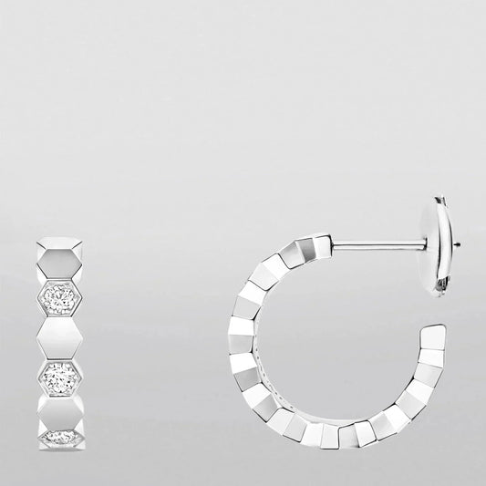 [Pearl Jewelrys]Hollow Design Four-Leaf Clover Flower Shape Ring