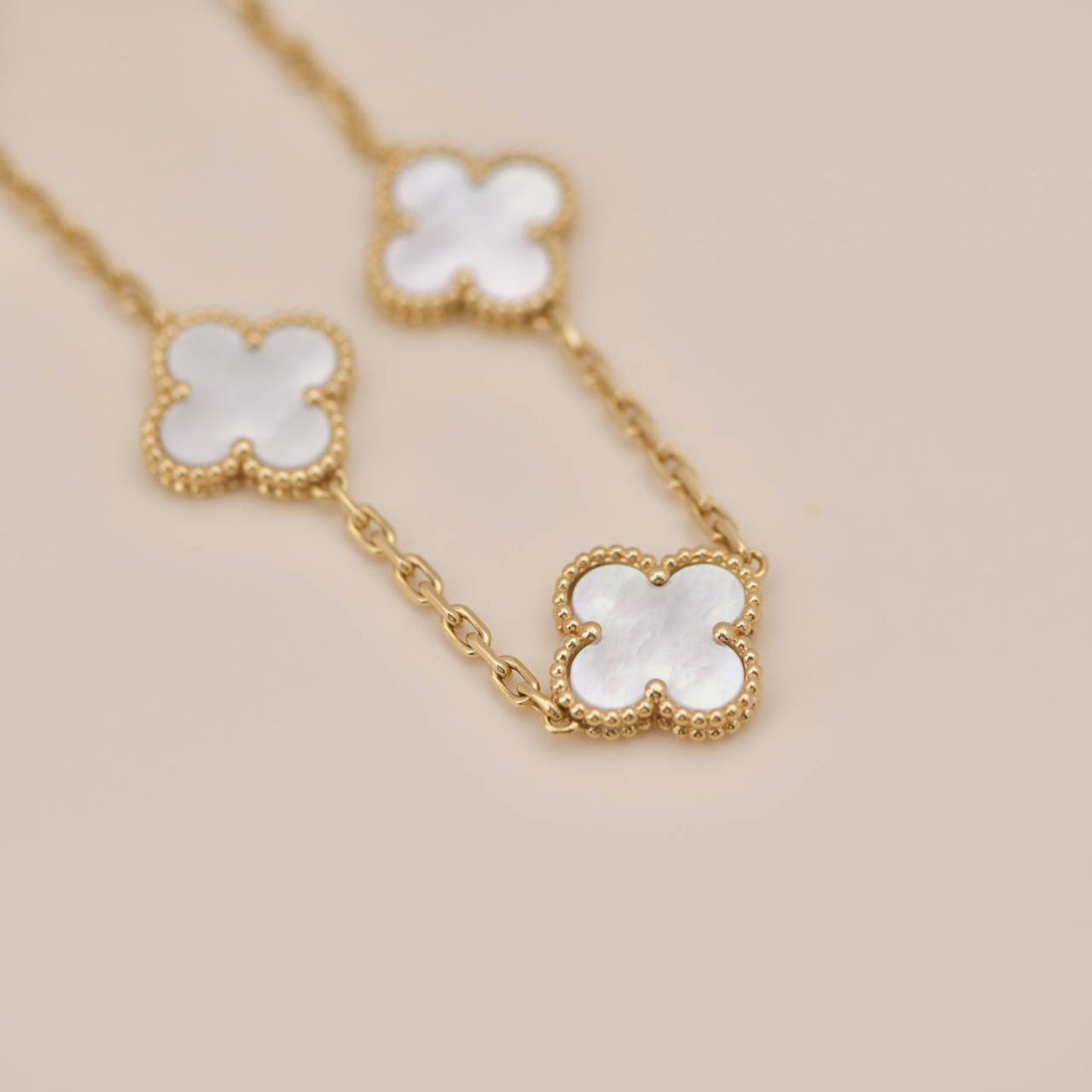 [Pearl Jewelrys]CLOVER  5 MOTIF WHITE MOP BRACELET