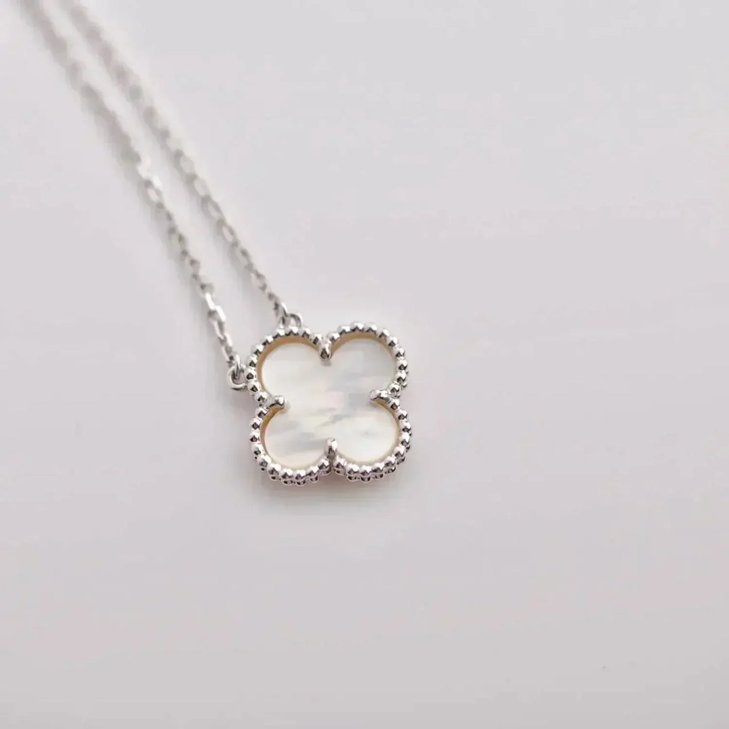 [Pearl Jewelrys]CLOVER  15MM WHITE MOTHER-OF-PEARL SILVER