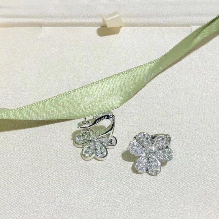 [Pearl Jewelrys]FRIVOLE SILVER FLOWER DIAMOND EARRINGS