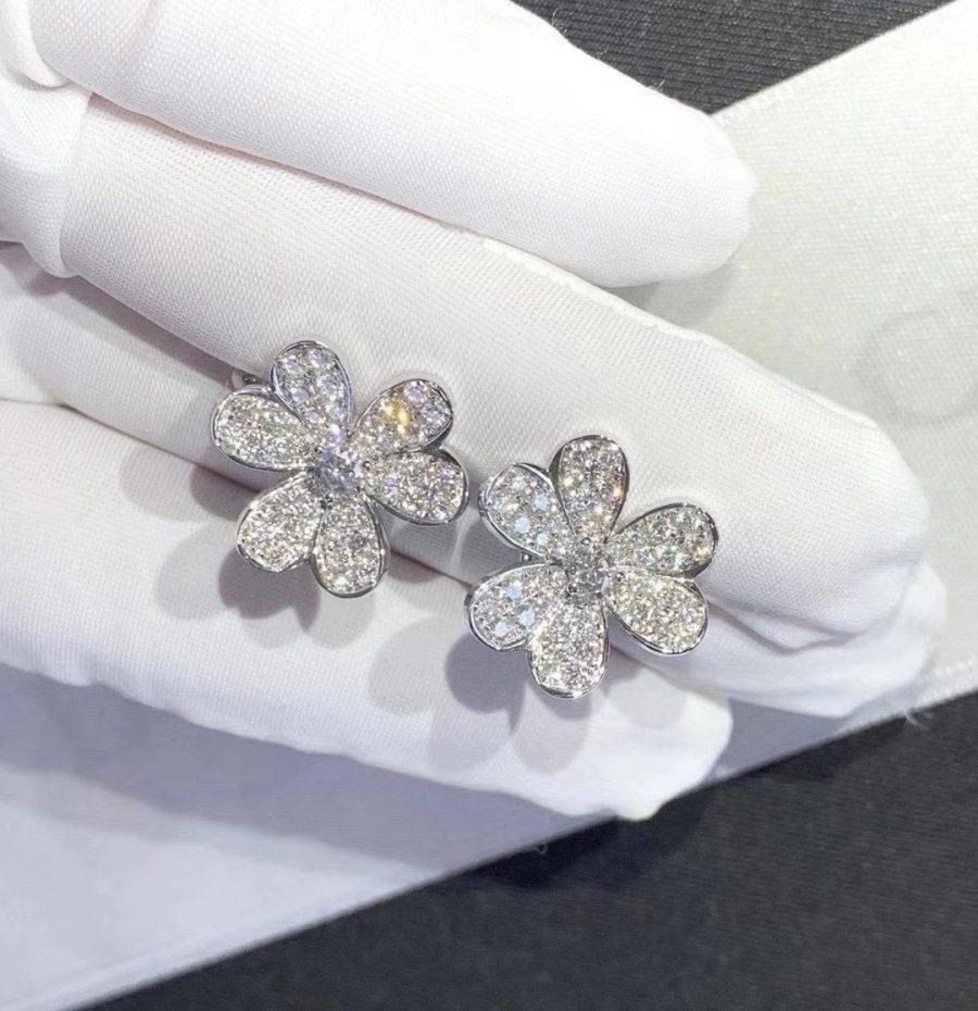 [Pearl Jewelrys]FRIVOLE SILVER FLOWER DIAMOND EARRINGS