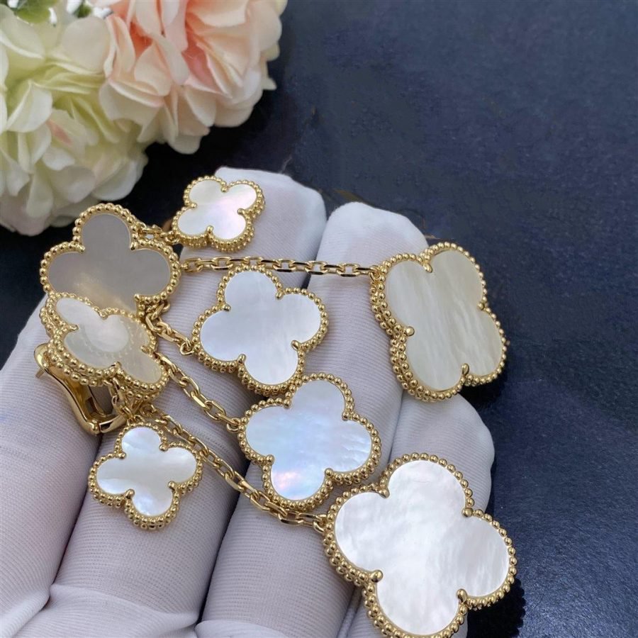 [Pearl Jewelrys]CLOVER EARRINGS WHITE MOP 4 MOTIFS GOLD