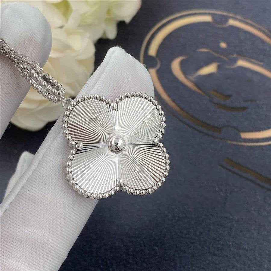 [Pearl Jewelrys]CLOVER 25MM SILVER BIG CLOVER NECKLACE