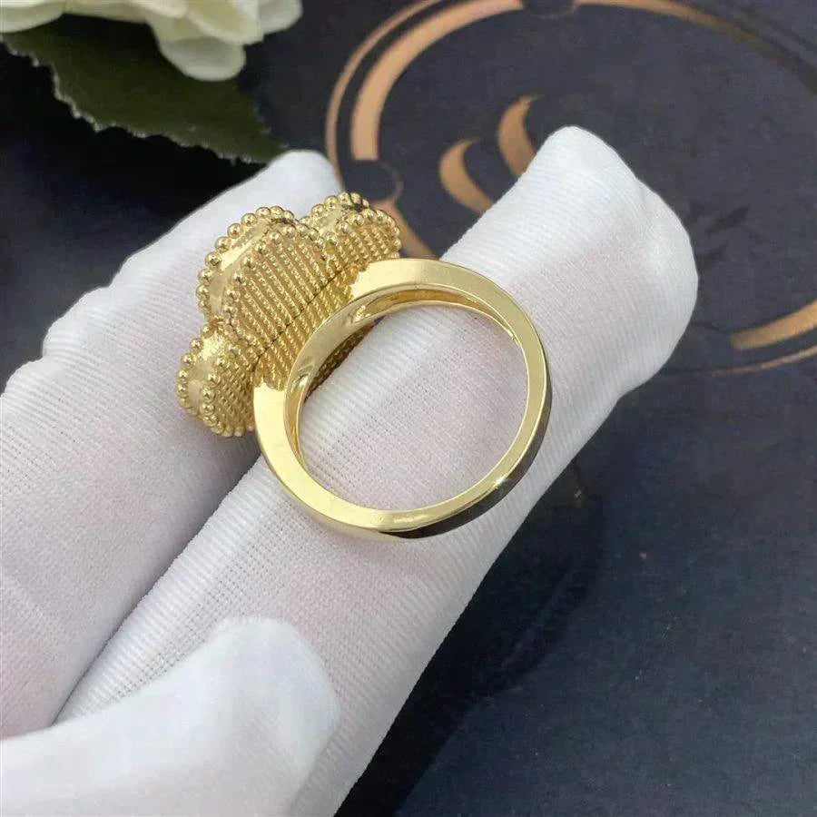 [Pearl Jewelrys]CLOVER WHITE MOP RING