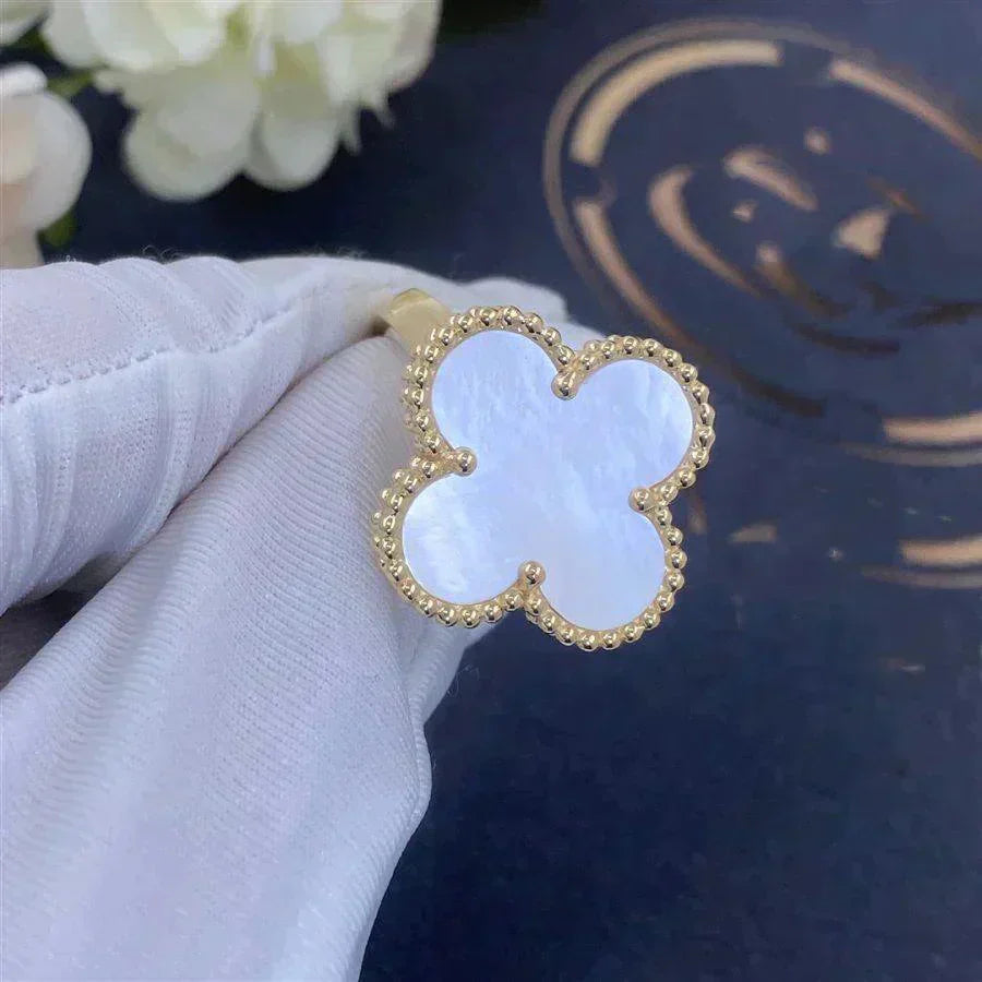 [Pearl Jewelrys]CLOVER WHITE MOP RING