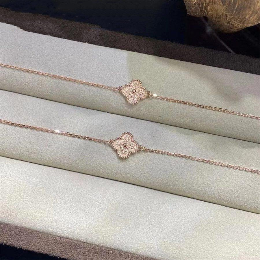 [Pearl Jewelrys]CLOVER SINGLE FLOWER BRACELET
