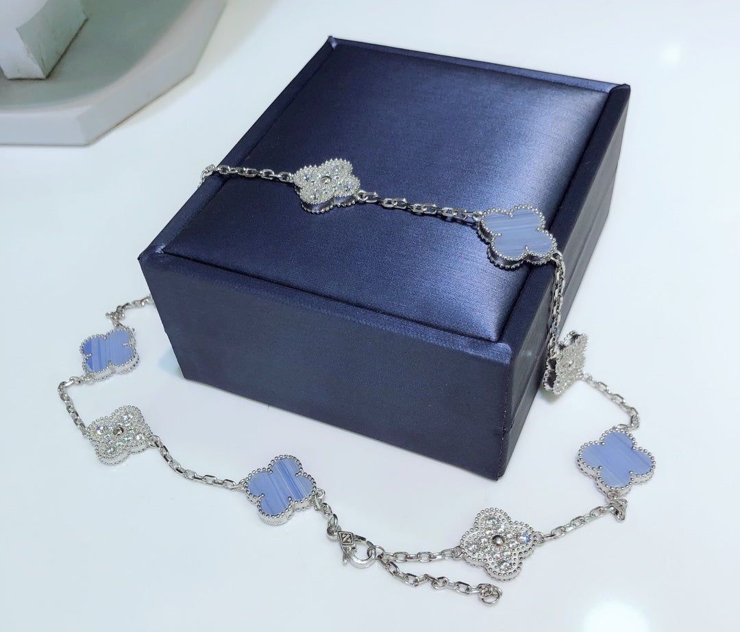 [Pearl Jewelrys]CLOVER 10 MOTIFS CHALCEDONY DIAMONDS SILVER NECKLACE