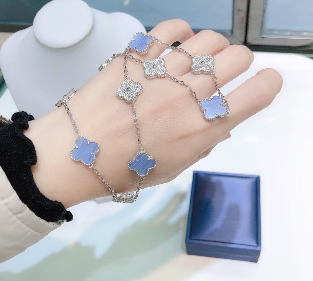 [Pearl Jewelrys]CLOVERS THE 10-MOTIFS CHALCEDONY DIAMONDS SILVER NECKLACE