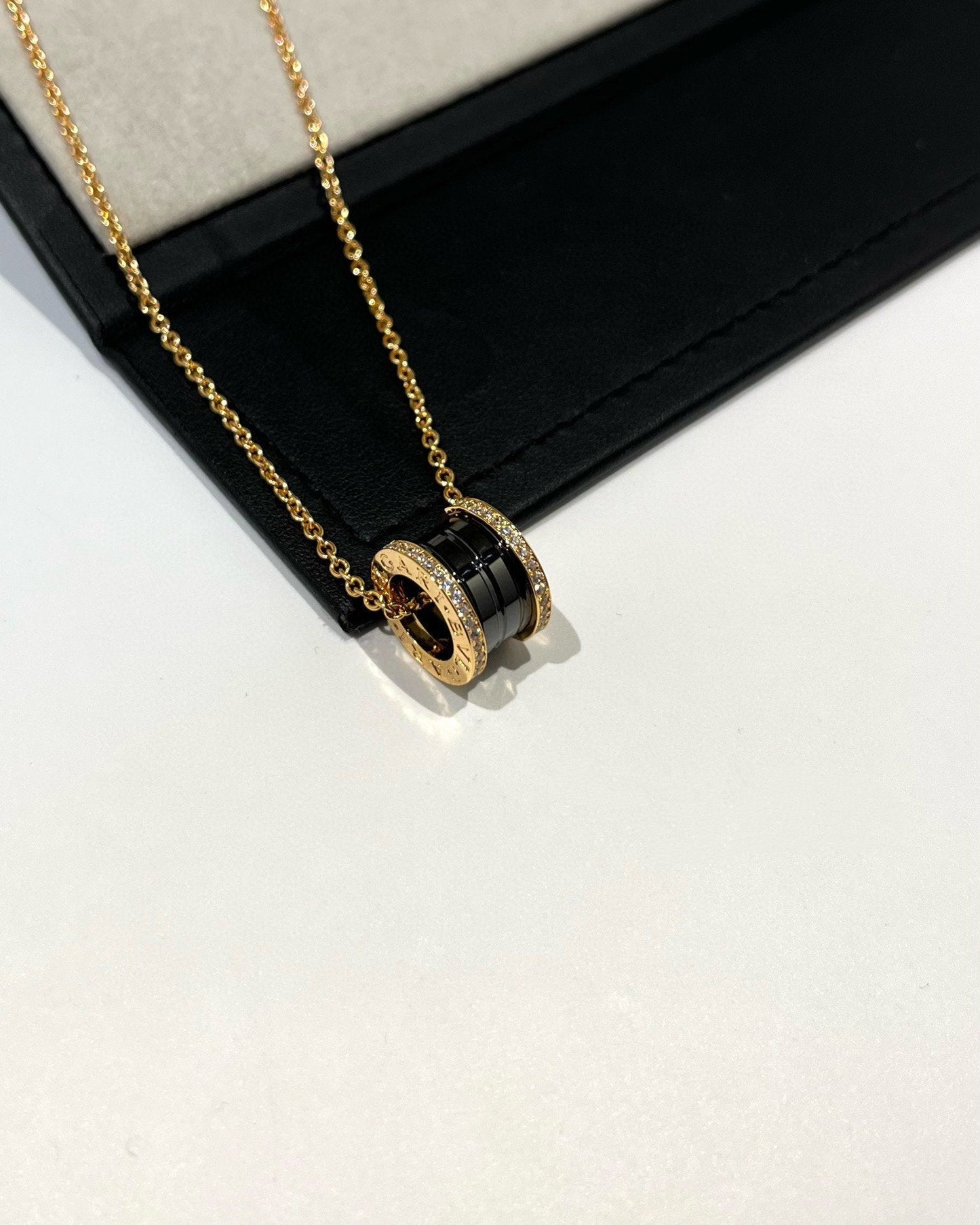[Pearl Jewelrys]ZERO 1 BLACK CERAMIC DIAMOND PINK GOLD NECKLACE